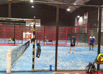 Padel Indoor La Ria